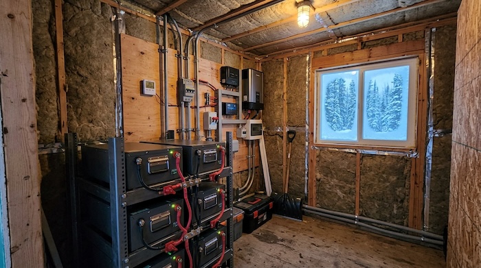 how to protect your off grid batteries in winter
